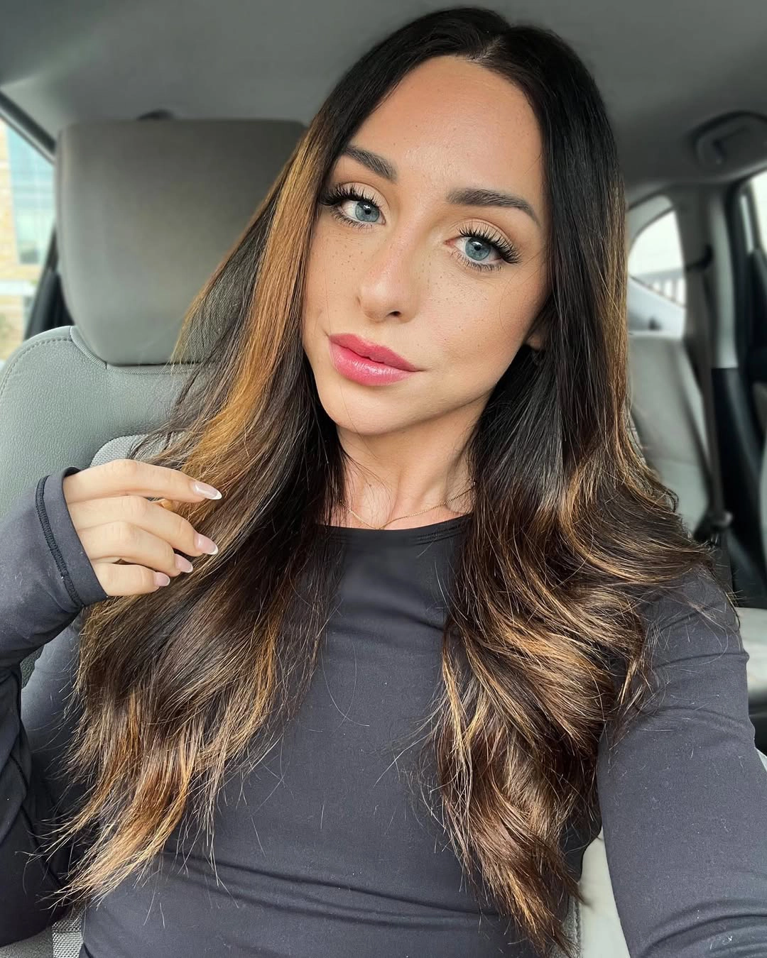 produit sourcils professionnel pas cher